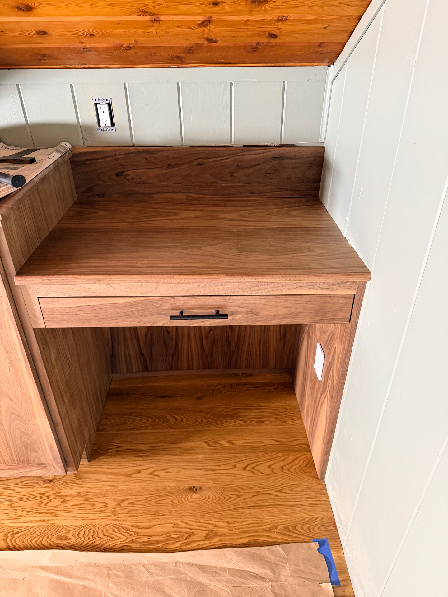 Writing Desk Built-In
