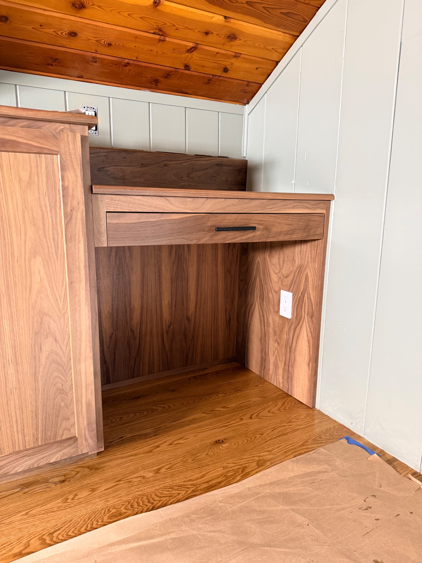 Desk Nook with Floating Shelves